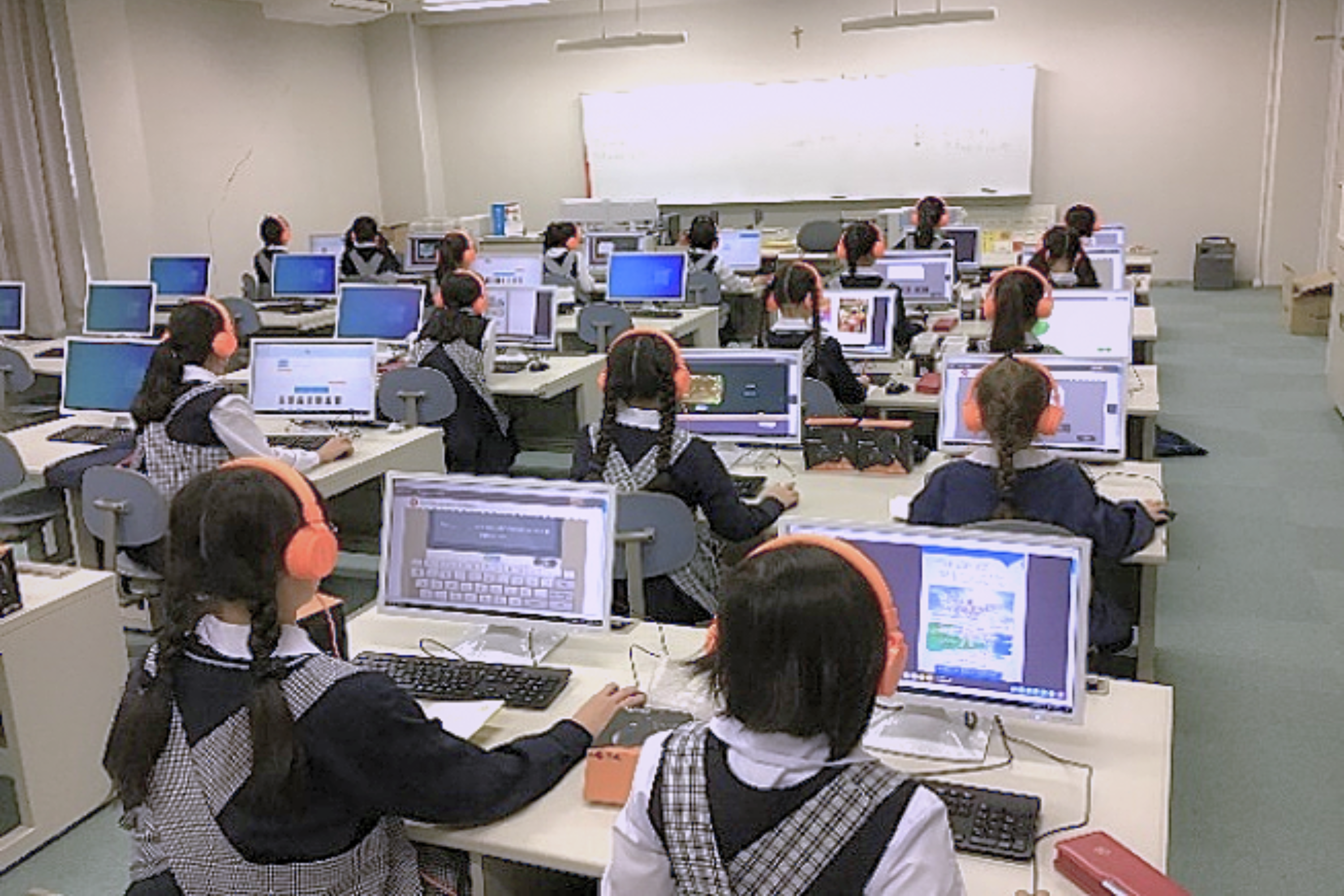 学校での導入事例 百合学院小学校(兵庫県)